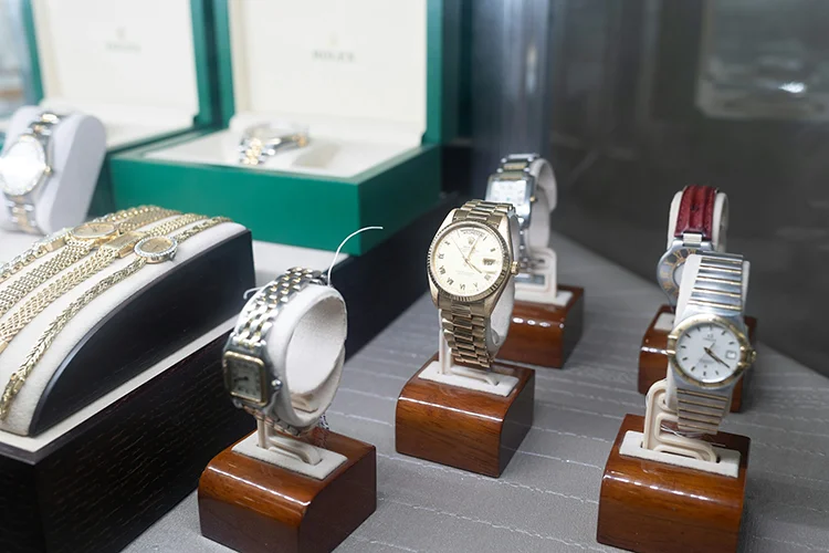 VINRO Beveiliging - Boutiquebeveiliging - High-end retail beveiliging - Luxe winkel