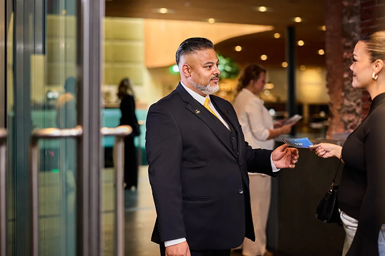 VINRO Beveiliging - Hotelbeveiliging - Nachtbewaking - Beveiliging Hotel - Security Host