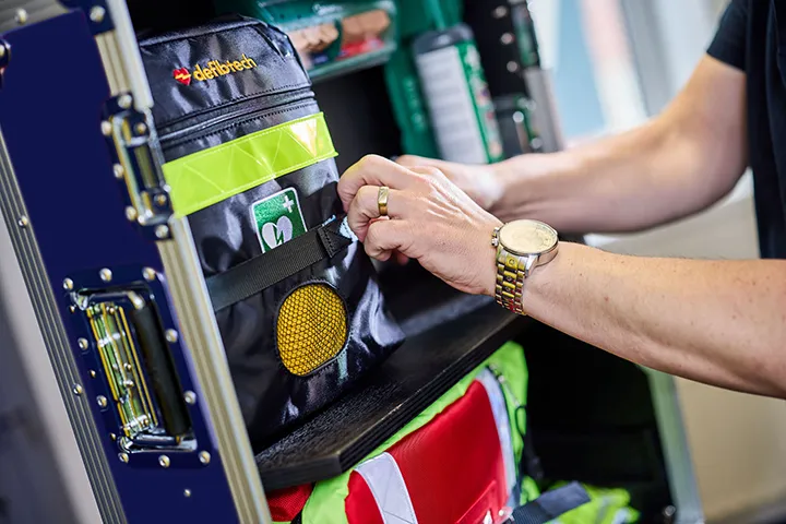 BHV- en EHBO-materiaal 1 VINRO Brandveiligheid BHV en EHBO materiaal