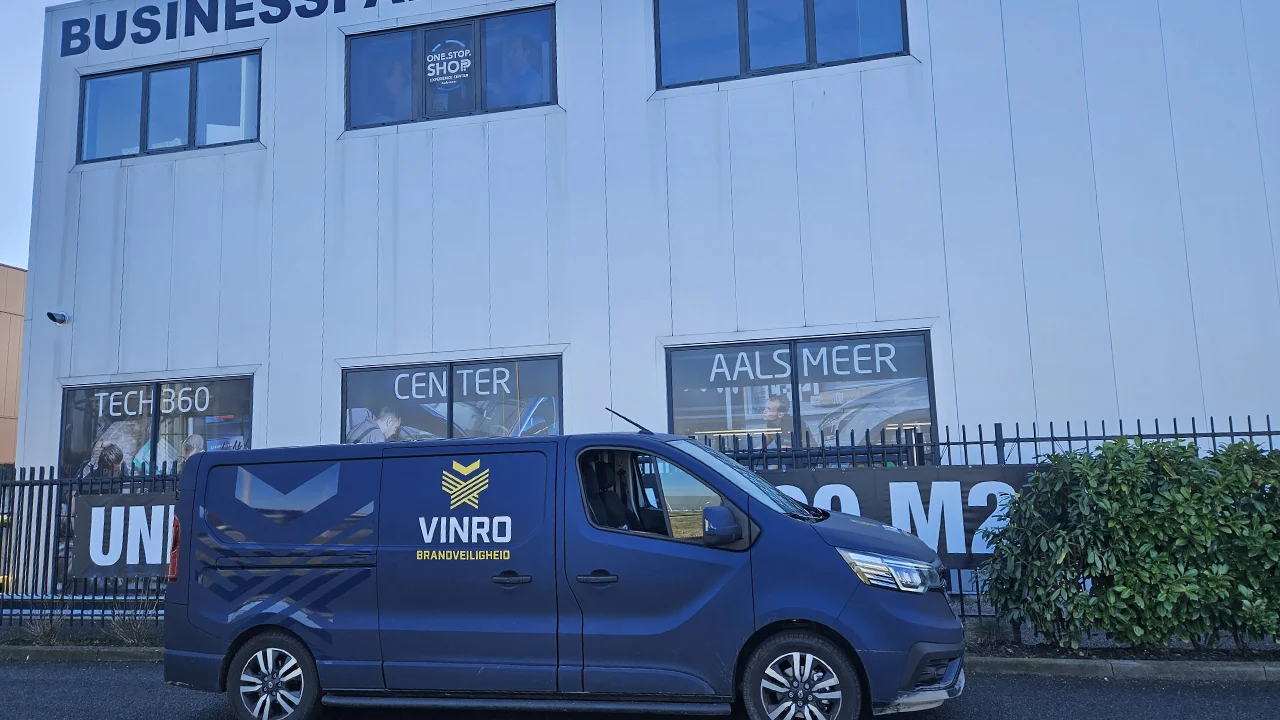 VINRO Brandveiligheid – Onderhoud brandblusmiddelen bij Businesspark Aalsmeer VINRO Brandveiligheid - Onderhoud brandblusmiddelen bij Businesspark Aalsmeer