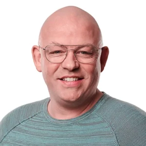 VINRO - Dennis Klaver - Teamleider beveiliging